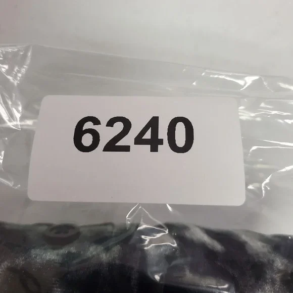 Belle Kim Gravel Womens Animal Print Long Sleeve Button Up Velvet Top Size 1X - Picture 11 of 11